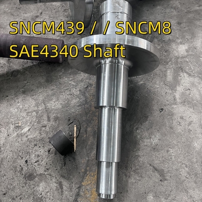 SNCM439 / SNCM8 Σφυρηλατημένο ατσάλινο άξονα φωτεινή επιφάνεια AISI 4340 ατσάλι 36CrNiMo4 Wellhead DSA διπλό κολλημένο προσαρμογέα
