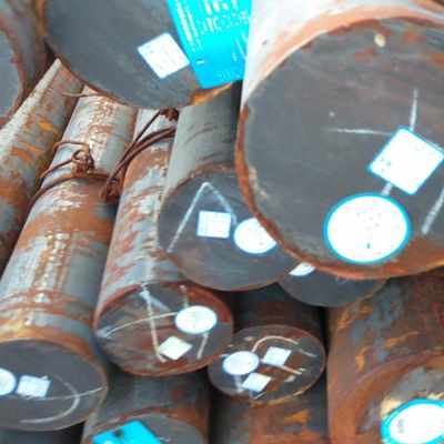 Горещовалцувана и кована кръгла стоманена пръчка от легирана стомана 45CrNiMoVA с диаметър 190 мм, нормализирана и отгрята