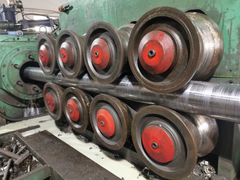 34CrNiMo6 Steel Peeling 34CrNiMo6+QT Σύνθετη δομή Σιδηροδρομική ράβδος ράβδος 5