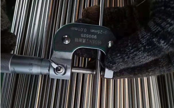 Finished product Dimensional inspection-2 34CrNiMo6+QT Σύνθετη δομή Σιδηροδρομική ράβδος ράβδος 8